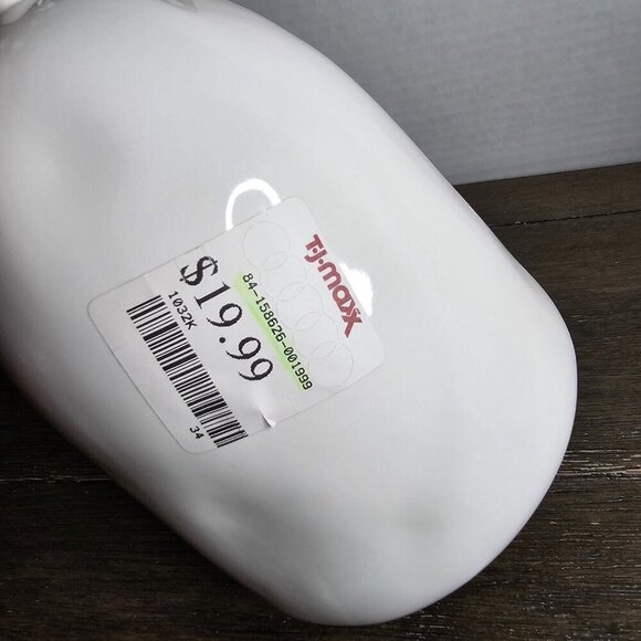 NWT Rae Dunn Artisan Queen Bee Birdhouse Bee Hive Farmhouse Magenta Summer - Picture 4 of 15